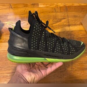 Nike LeBron 18 dunk man Black and Green Sneakers